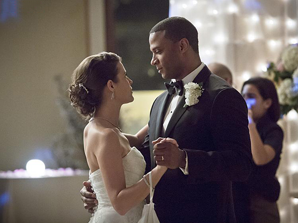 Arrow : Bild Audrey Marie Anderson, David Ramsey