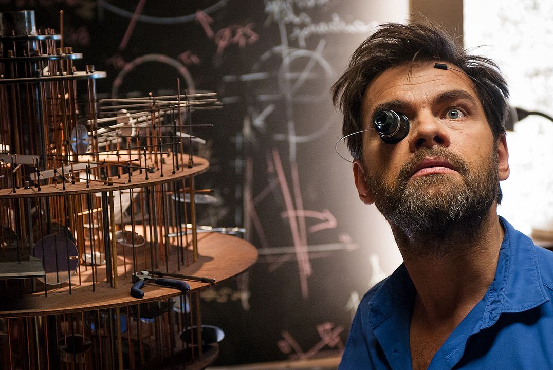 Mit dem Herz durch die Wand : Bild Clovis Cornillac