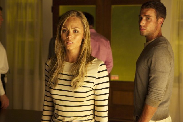 The Entitled - Ein "fast" perfektes Opfer : Bild Laura Vandervoort, Dustin Milligan