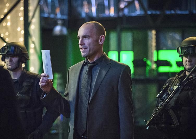 Arrow : Bild Paul Blackthorne