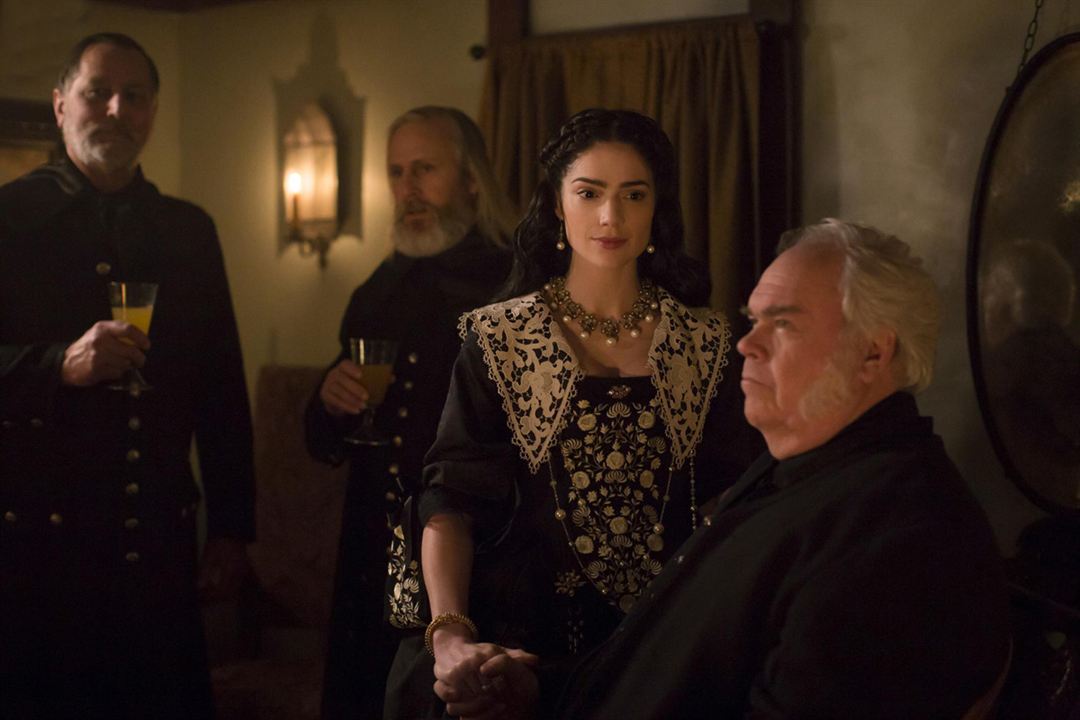 Salem : Bild Janet Montgomery, Michael Mulheren