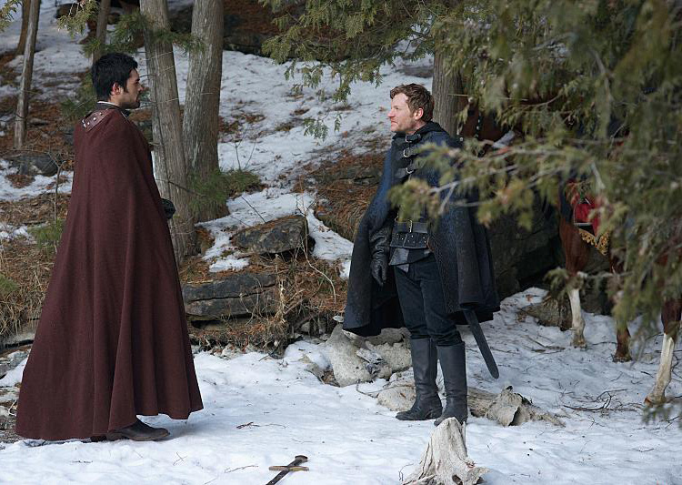 Reign : Bild Sean Teale, Vince Nappo