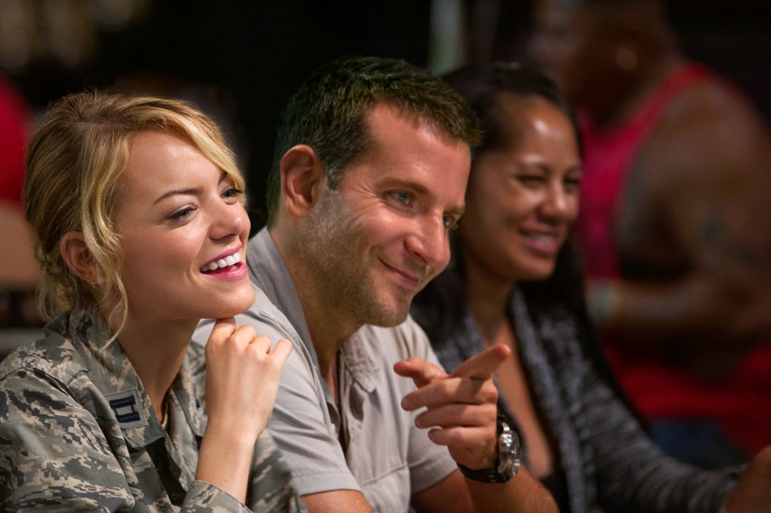 Aloha - Die Chance auf Glück : Bild Emma Stone, Bradley Cooper