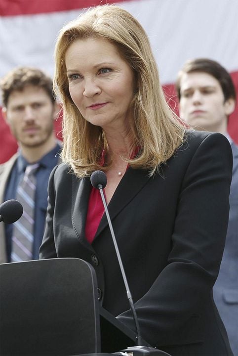 The Family : Bild Joan Allen