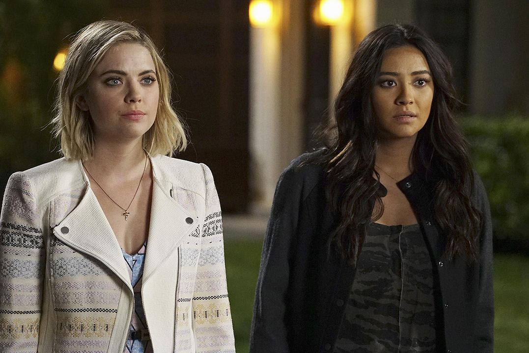 Pretty Little Liars : Bild Ashley Benson, Shay Mitchell