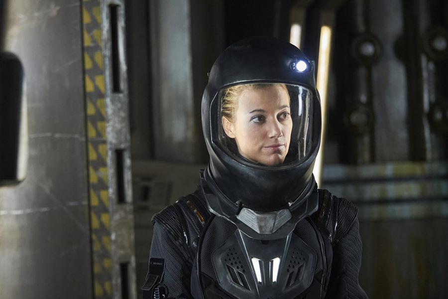 Dark Matter : Bild Zoie Palmer