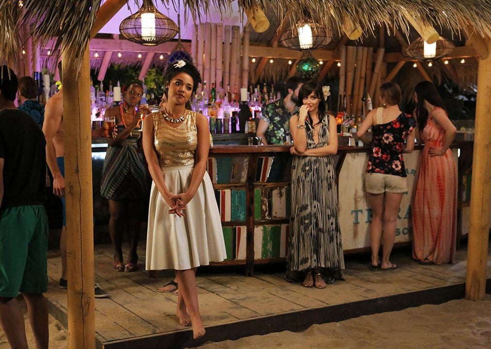 Chasing Life : Bild Aisha Dee, Italia Ricci