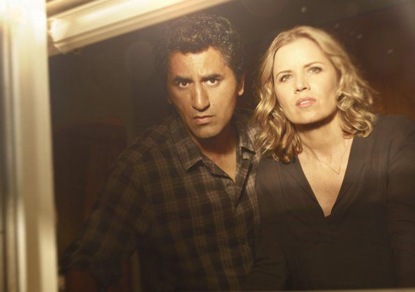 Bild Cliff Curtis, Kim Dickens