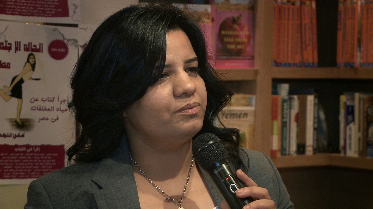 Private Revolutions - Jung, Weiblich, Ägyptisch : Bild