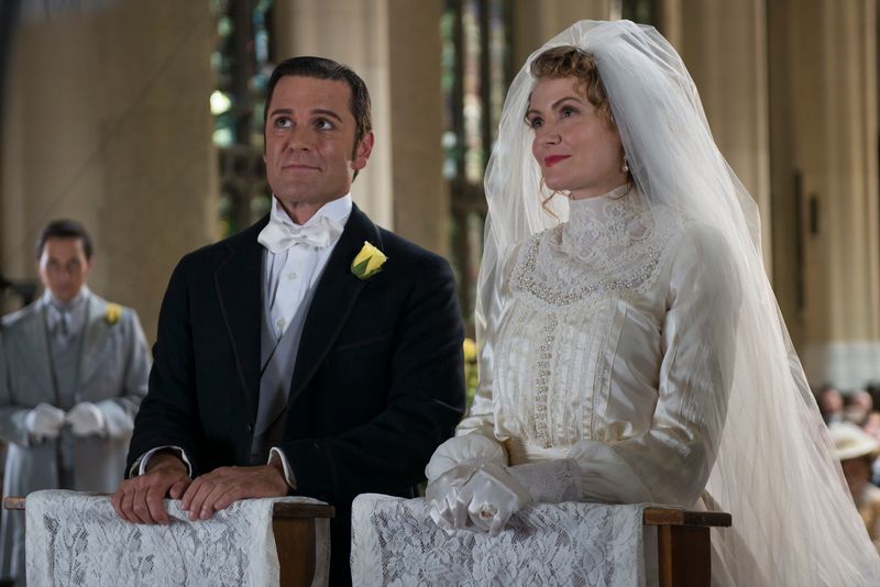 Bild Helene Joy, Yannick Bisson