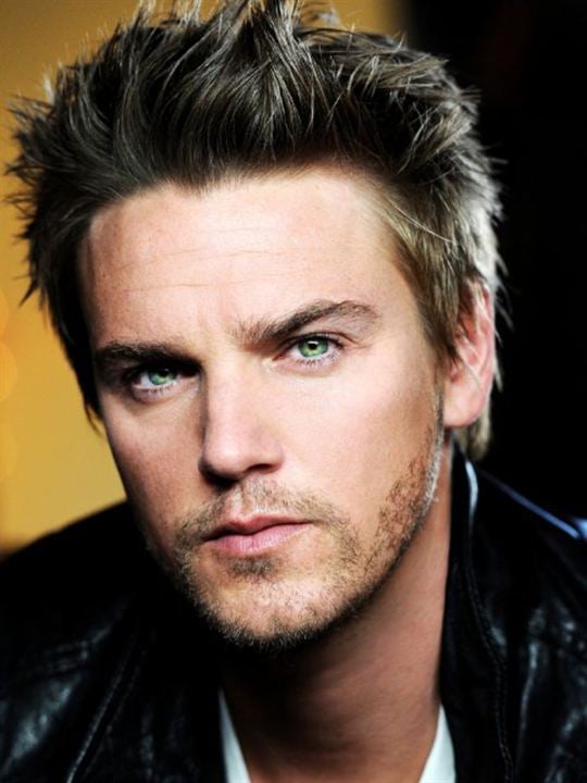 Kinoposter Riley Smith