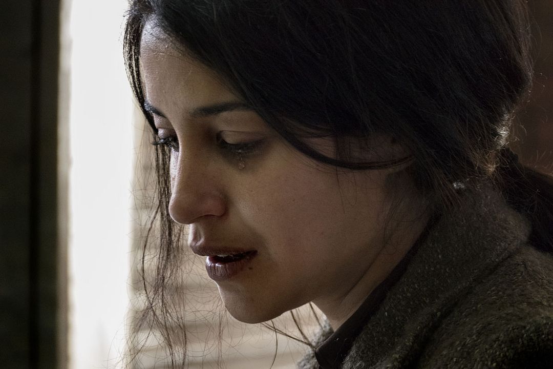 Nur wir drei gemeinsam : Bild Leïla Bekhti