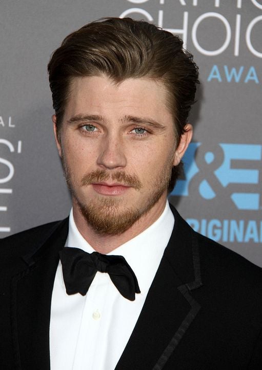 Vignette (magazine) Garrett Hedlund