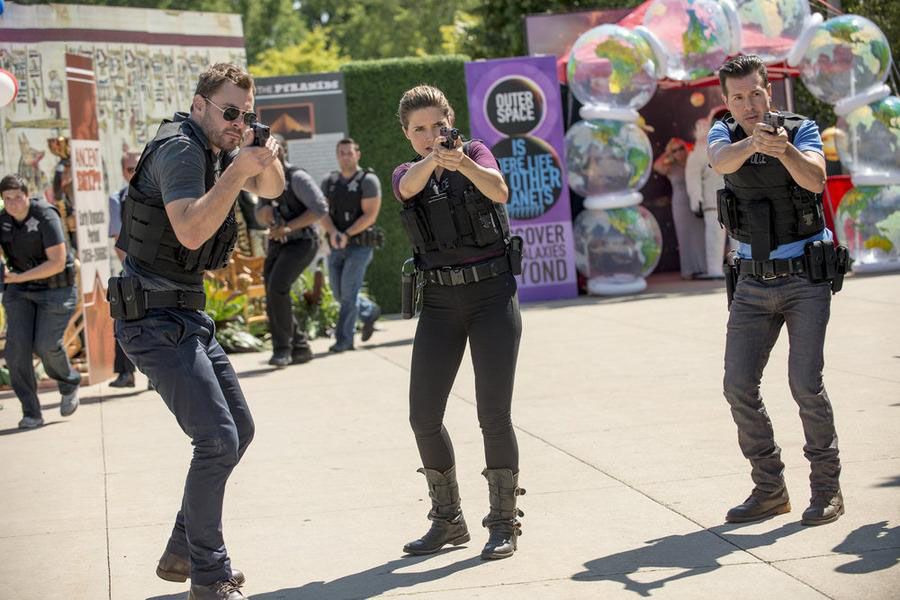 Chicago PD : Bild Jon Seda, Sophia Bush