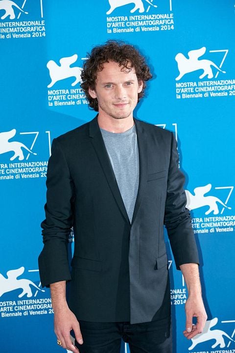 Vignette (magazine) Anton Yelchin