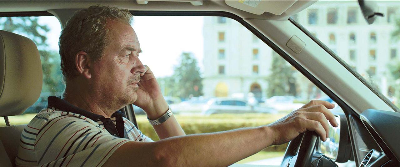 One Floor Below : Bild Teodor Corban