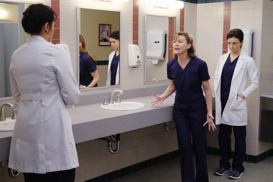 Grey's Anatomy - Die jungen Ärzte : Bild Ellen Pompeo, Caterina Scorsone