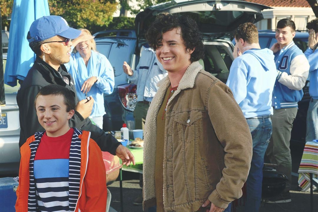 Bild Atticus Shaffer, Charlie McDermott