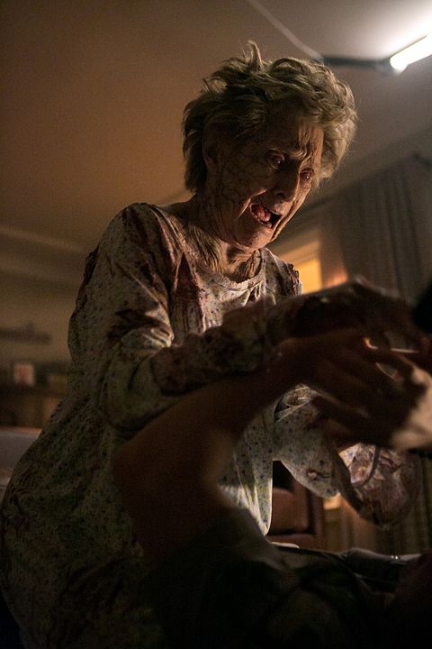 Scouts vs. Zombies - Handbuch zur Zombie-Apokalypse : Bild Cloris Leachman