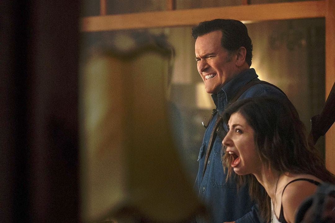 Ash Vs Evil Dead : Bild Dana DeLorenzo, Bruce Campbell