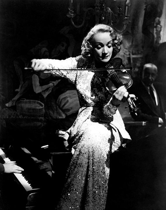 Eine auswärtige Affäre : Bild Marlene Dietrich