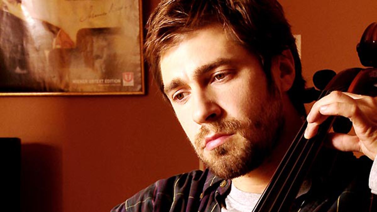 Honeymoons : Bild Nebojsa Milovanovic