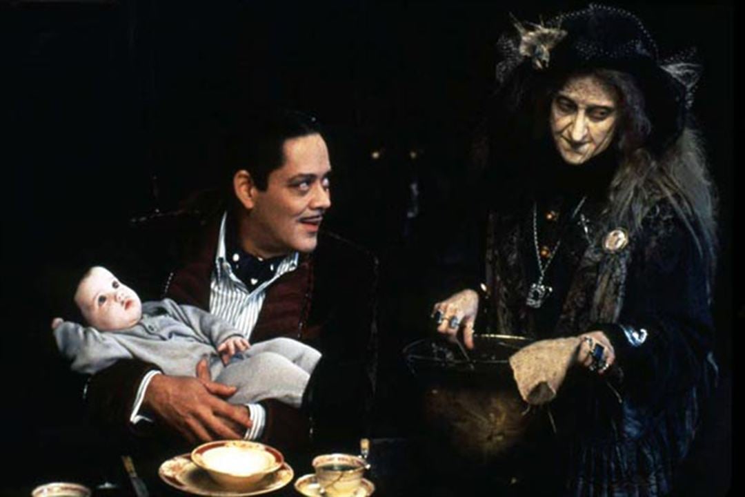 Die Addams Family : Bild Raúl Julia, Judith Malina