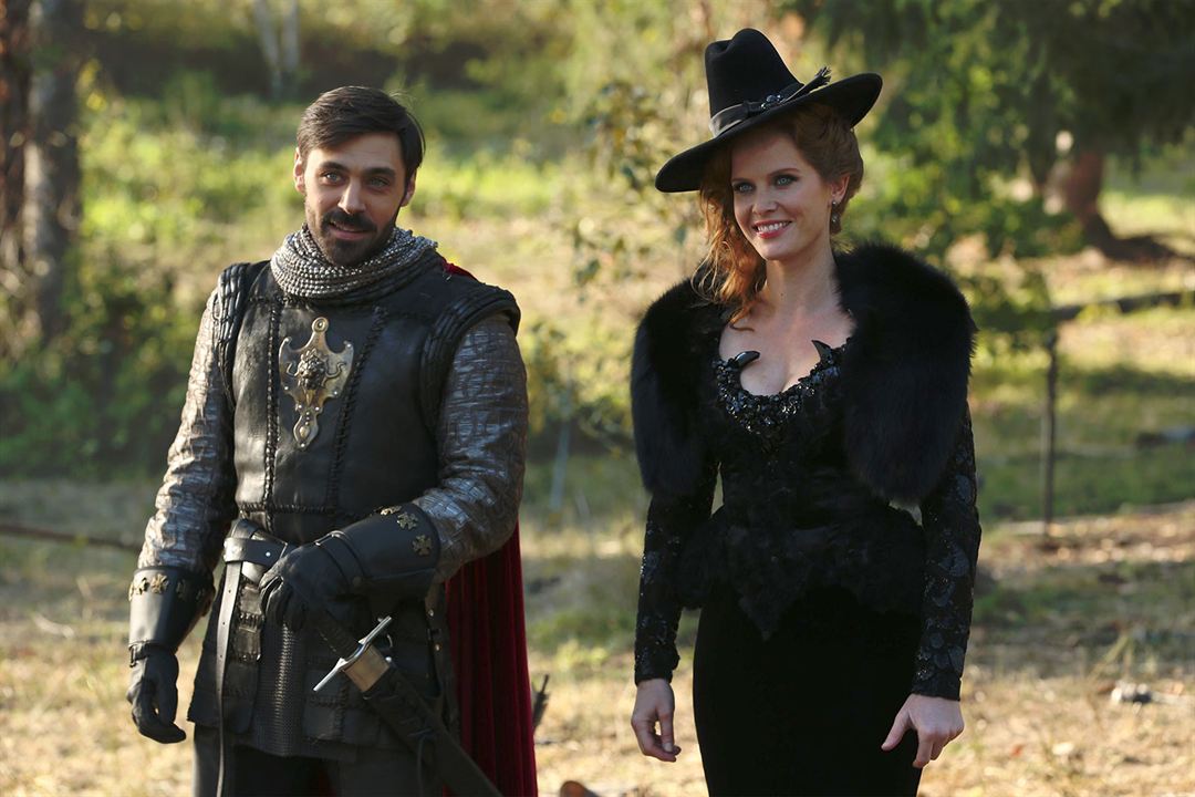 Once Upon A Time - Es war einmal... : Bild Rebecca Mader, Liam Garrigan