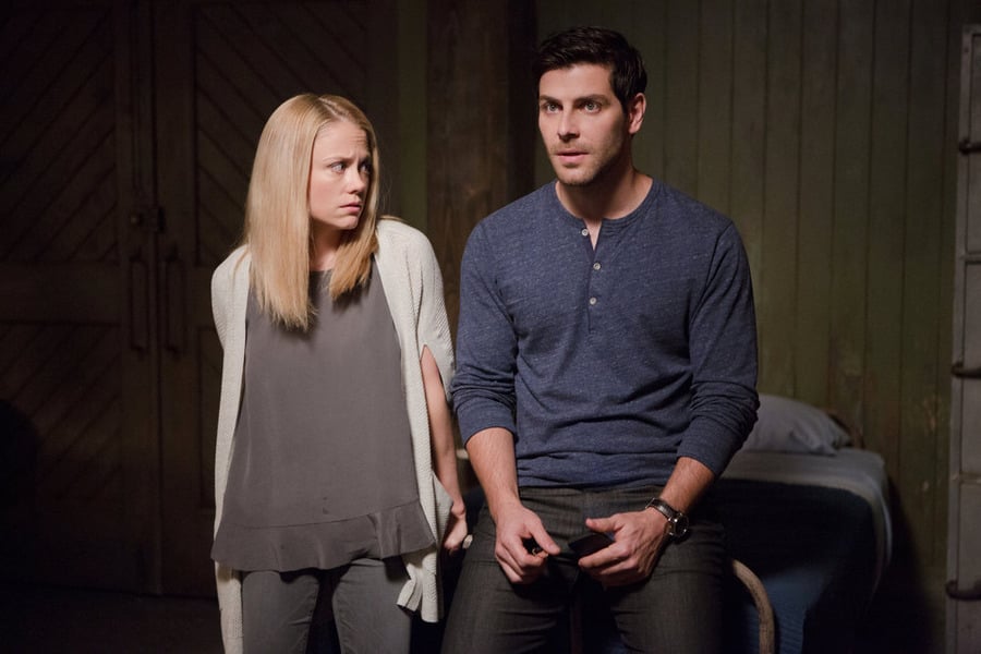 Grimm : Bild Claire Coffee, David Giuntoli