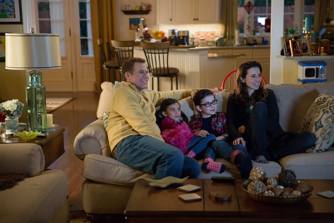 Daddy's Home : Bild Will Ferrell, Linda Cardellini, Scarlett Estevez, Owen Vaccaro