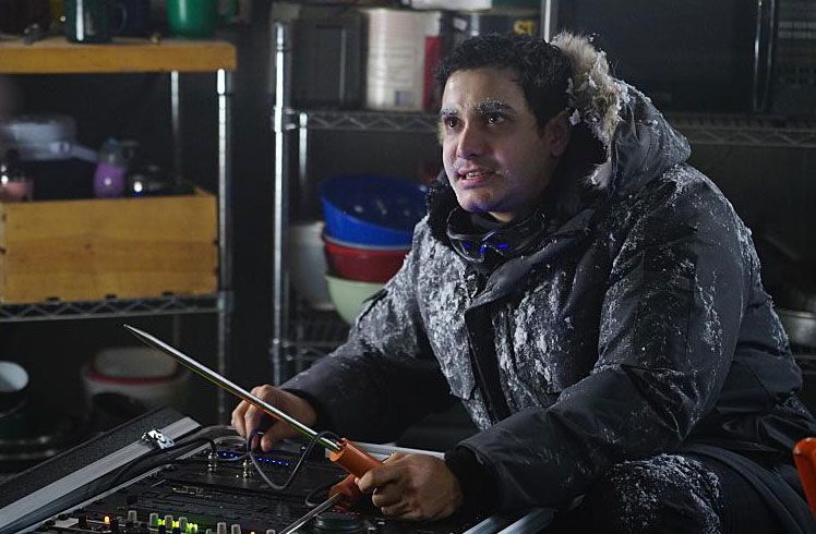 Scorpion : Bild Elyes Gabel