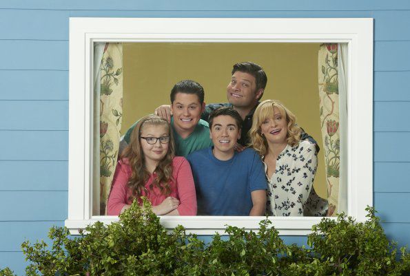 Bild Bebe Wood, Noah Galvin, Jay R. Ferguson, Martha Plimpton, Matt Shively