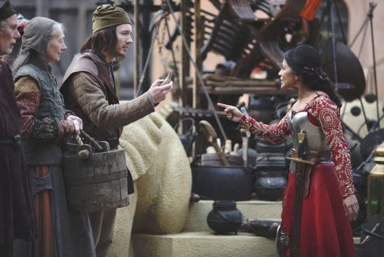 Galavant : Bild Peter Evans, Karen David