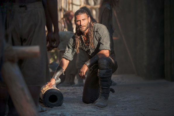 Black Sails : Bild Zach McGowan