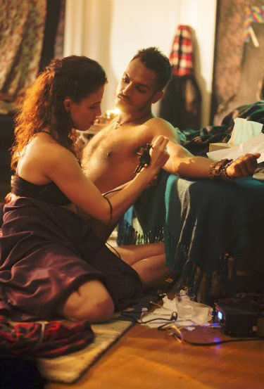 The Magicians : Bild Arjun Gupta, Jade Tailor