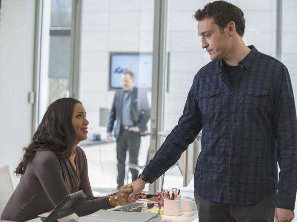 Billions : Bild Ilfenesh Hadera, Dan Soder