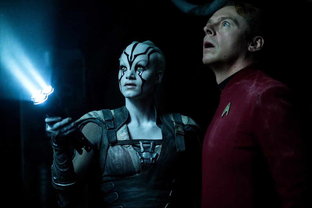 Star Trek Beyond : Bild Simon Pegg, Sofia Boutella