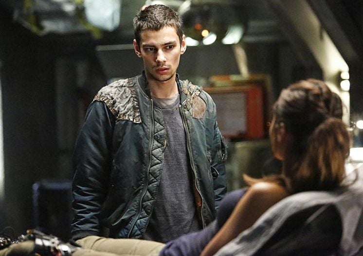 The 100 : Bild Devon Bostick