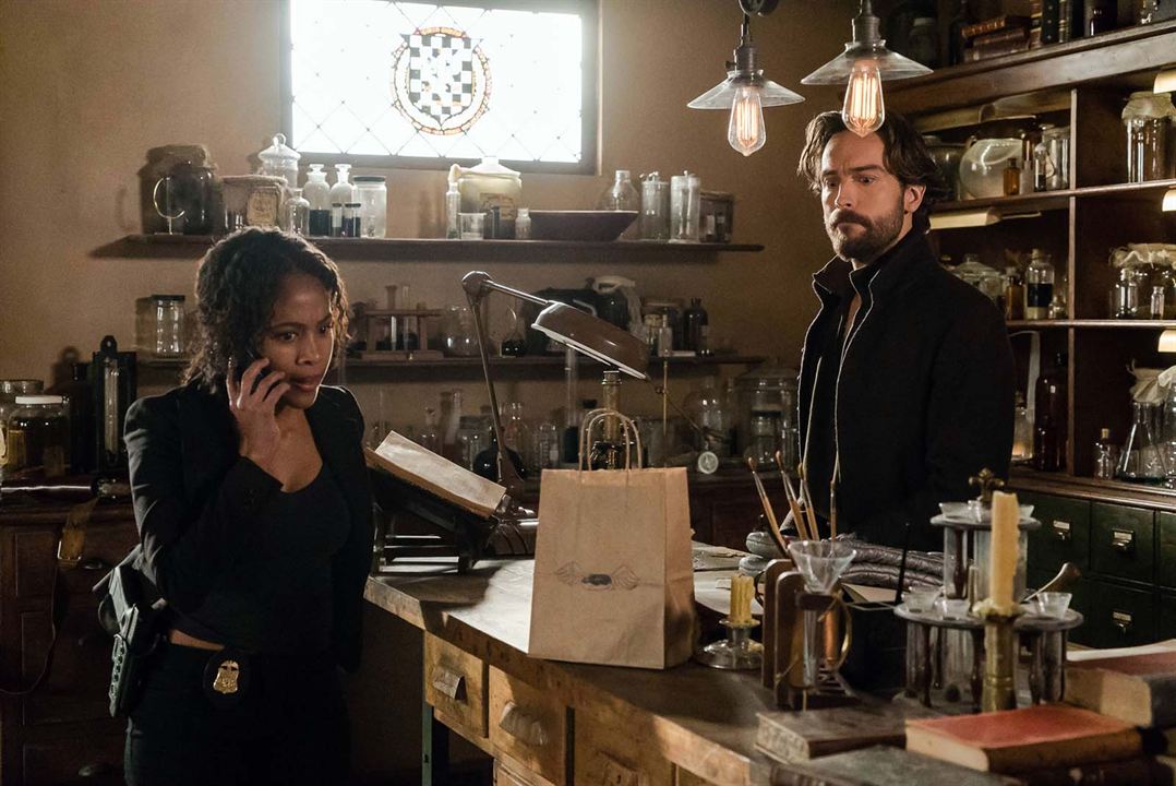 Bild Tom Mison, Nicole Beharie