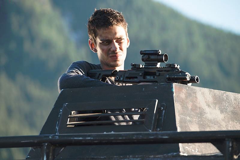 The 100 : Bild Devon Bostick