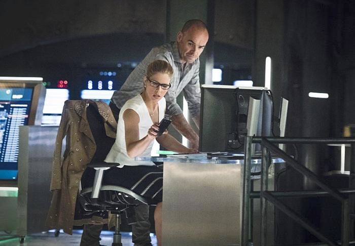 Arrow : Bild Emily Bett Rickards