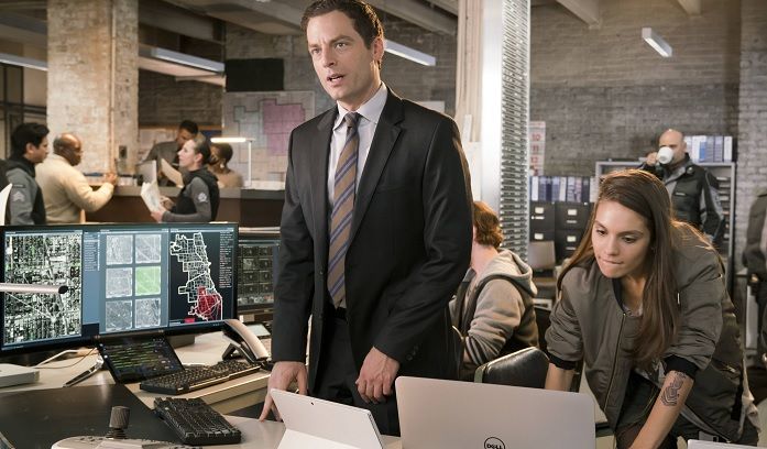 APB : Bild Justin Kirk, Caitlin Stasey