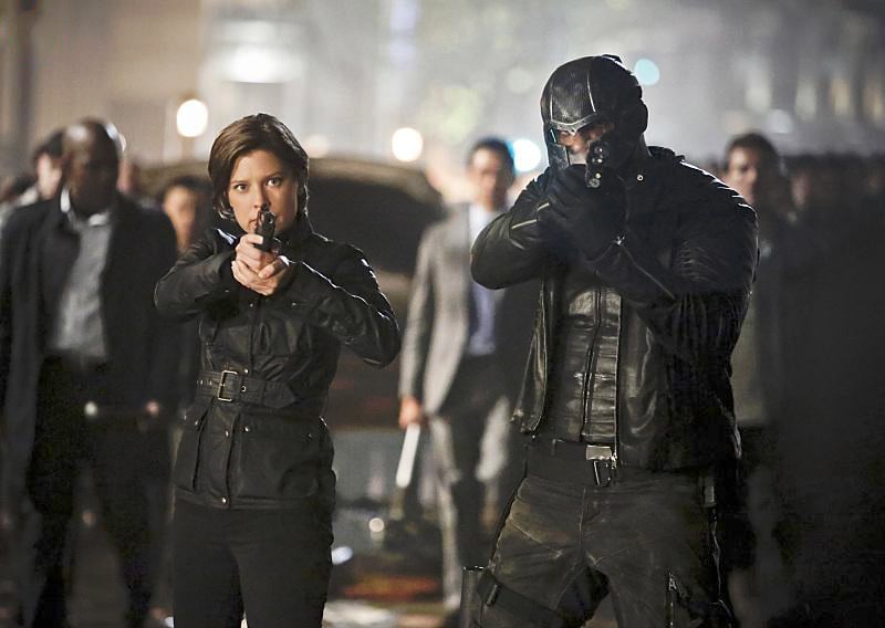 Arrow : Bild Audrey Marie Anderson, David Ramsey