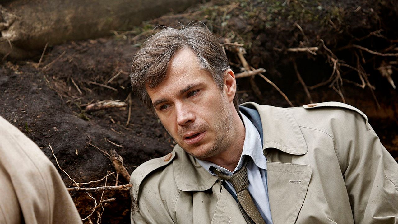 Guernica : Bild James D'Arcy