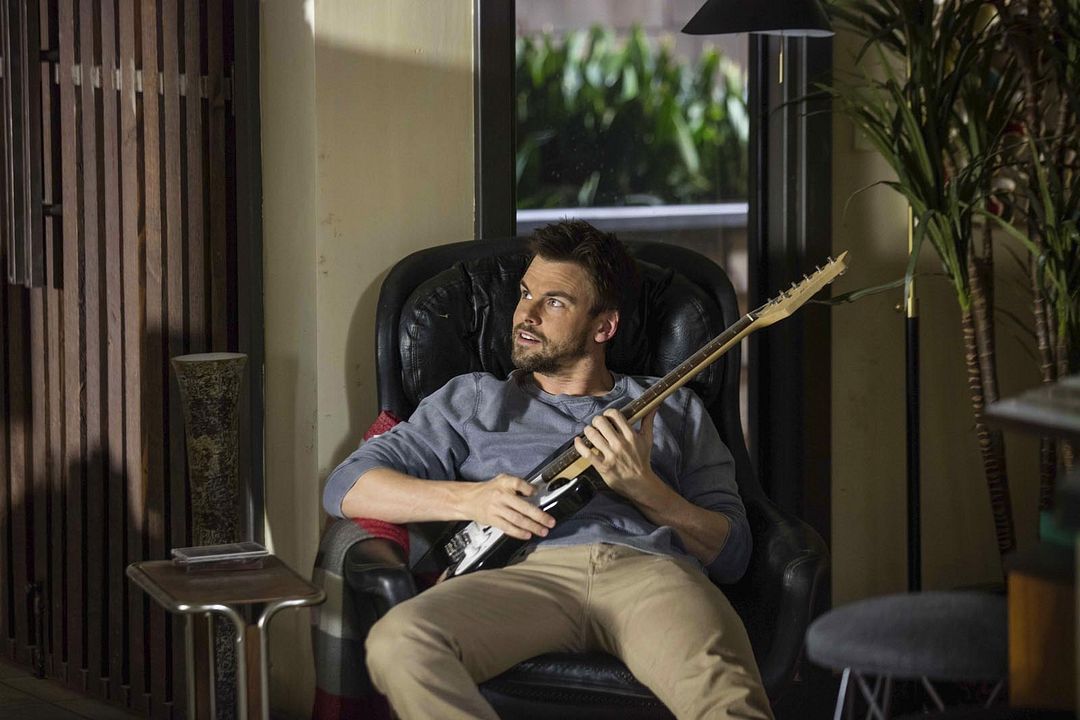 Casual : Bild Tommy Dewey