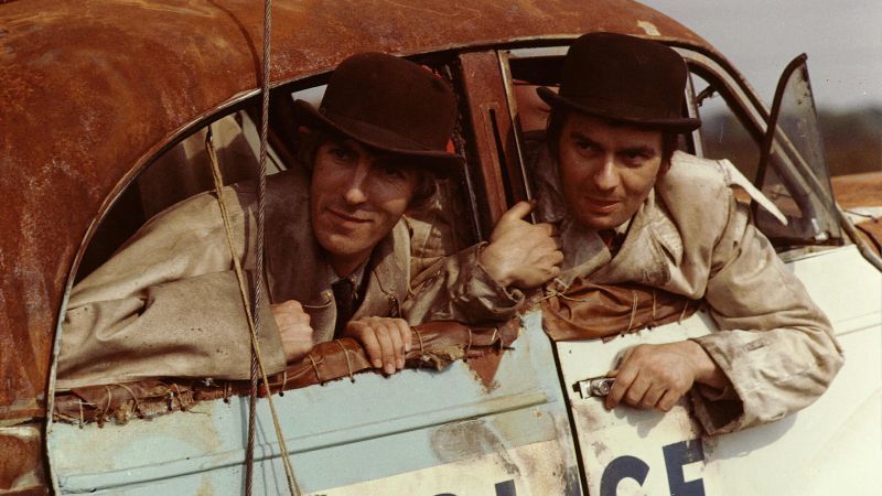 The bed-sitting room : Bild