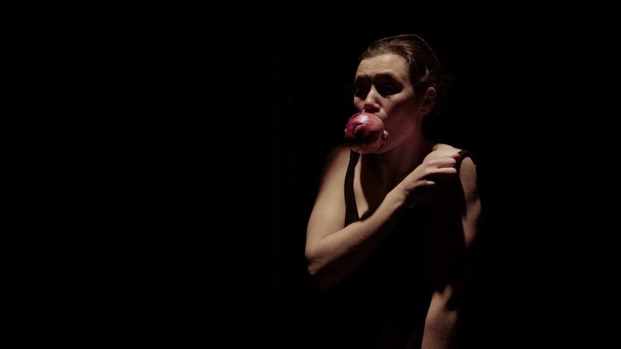 Singing in Exile : Bild