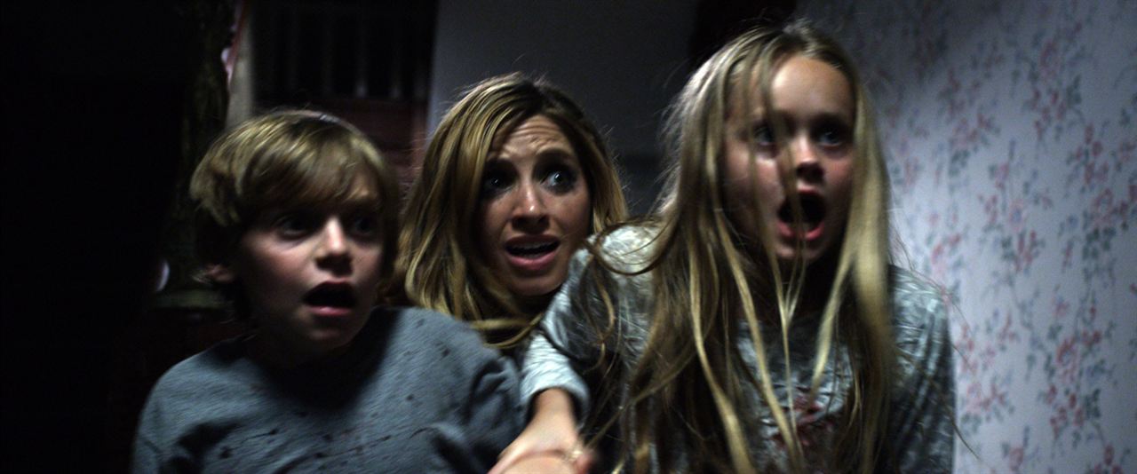 The Remains - Evil Comes To Play : Bild Brooke Butler, Dash Williams, Hannah Nordberg