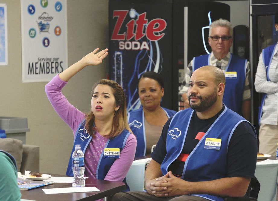 Superstore : Bild Nichole Bloom, Colton Dunn