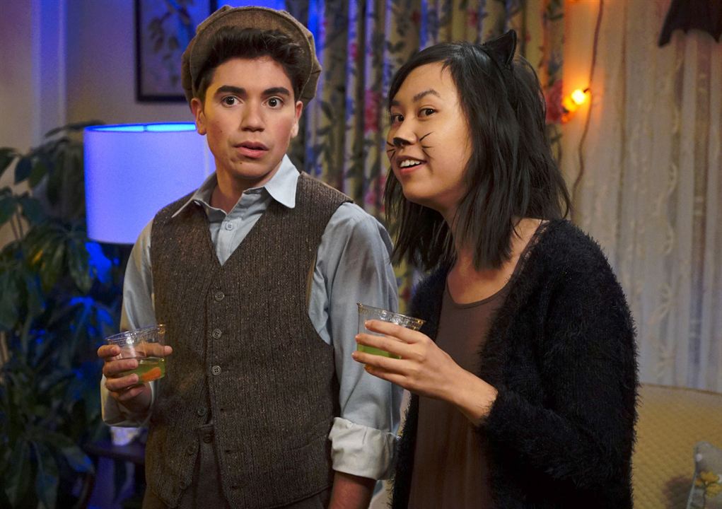 Bild Noah Galvin, Ramona Young